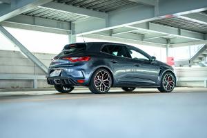 Renault Megane R.S. Trophy 2018 года  (JP)